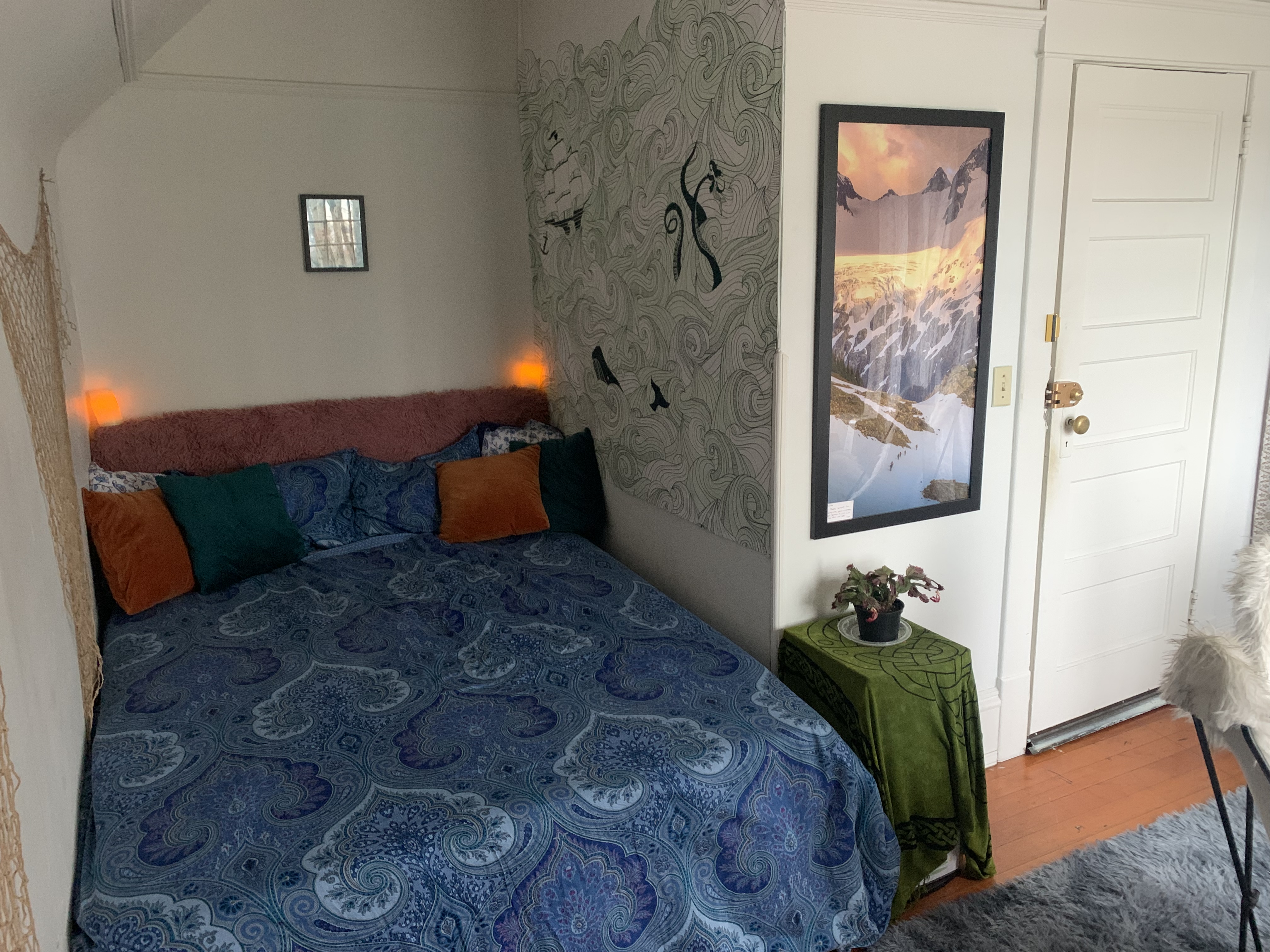 Cuddle space image 1